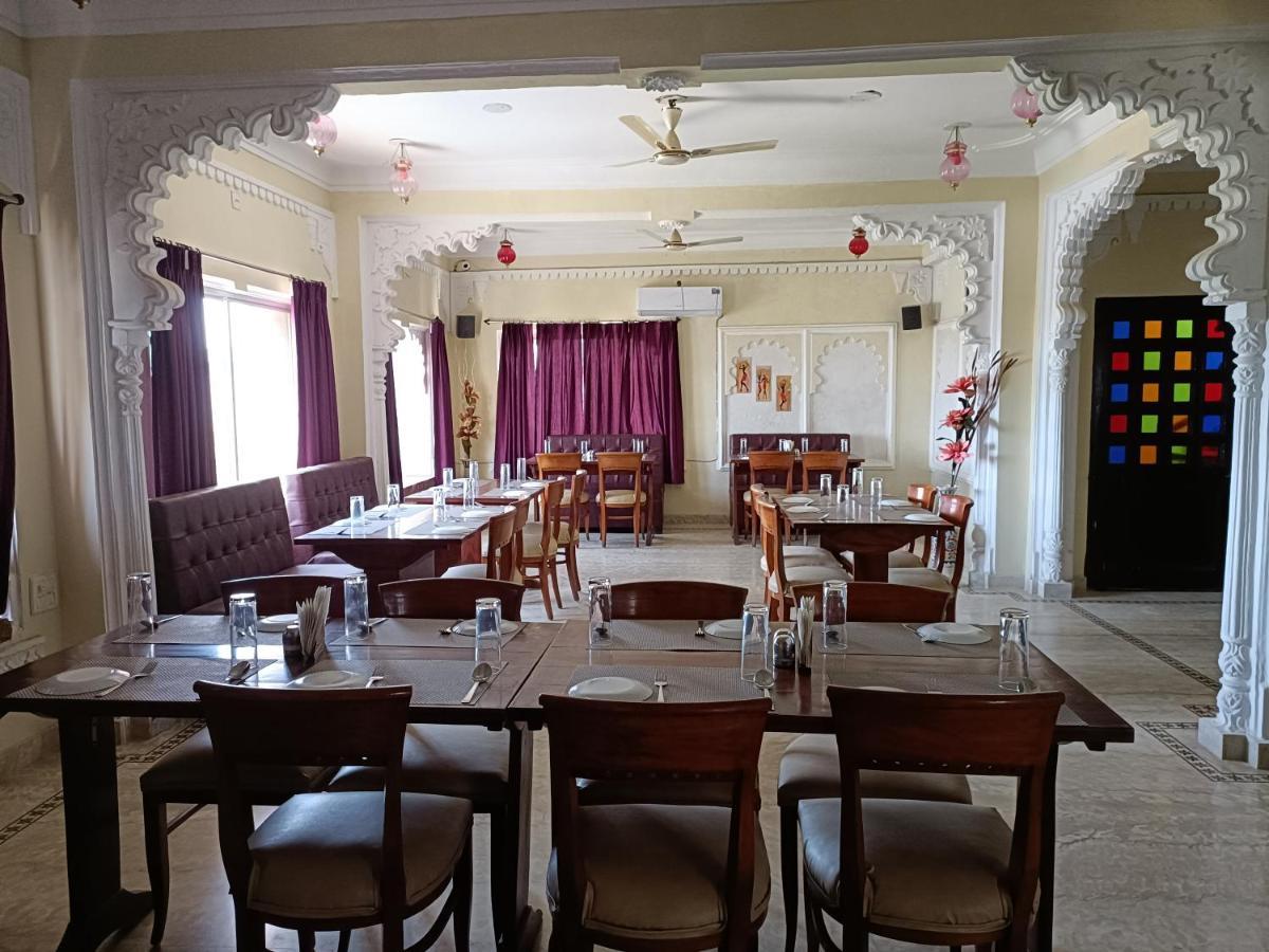 Ksr Moti Mahal 